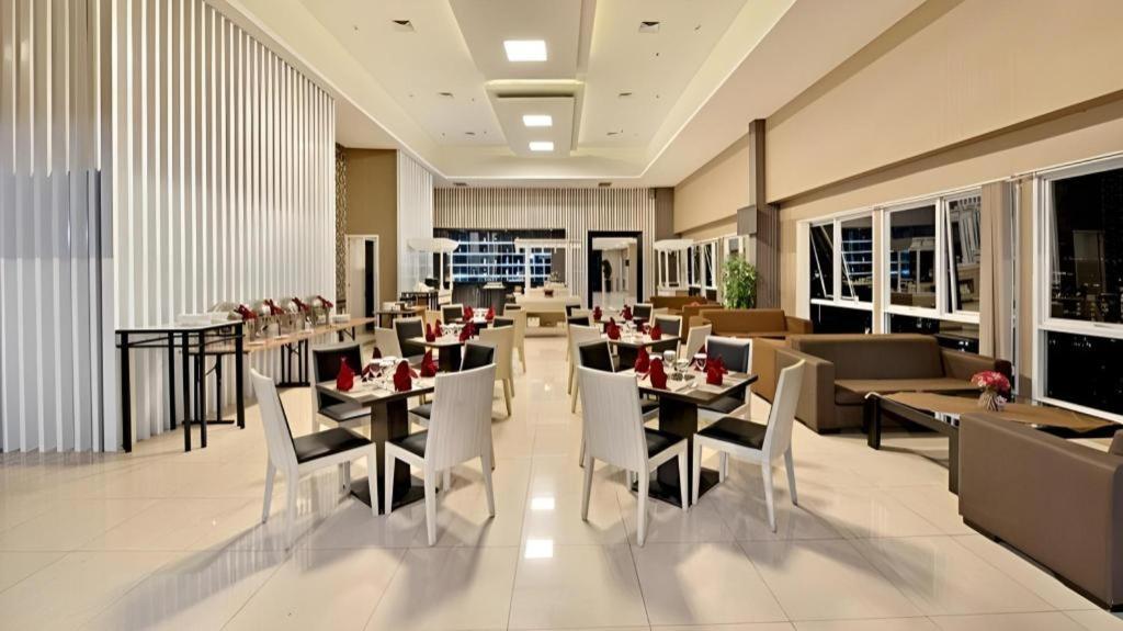 Travello Hotel Bandung Exteriér fotografie