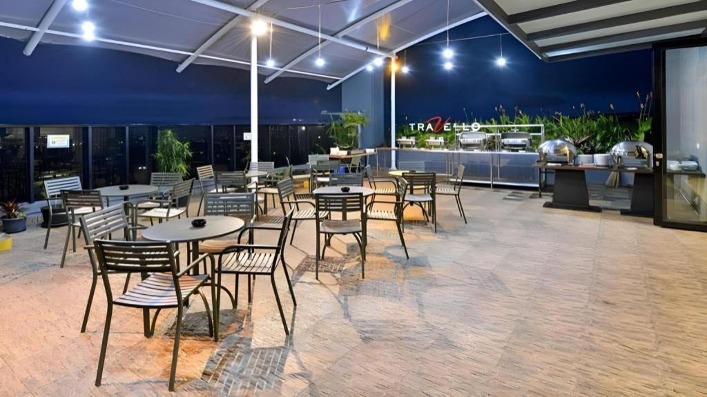 Travello Hotel Bandung Exteriér fotografie