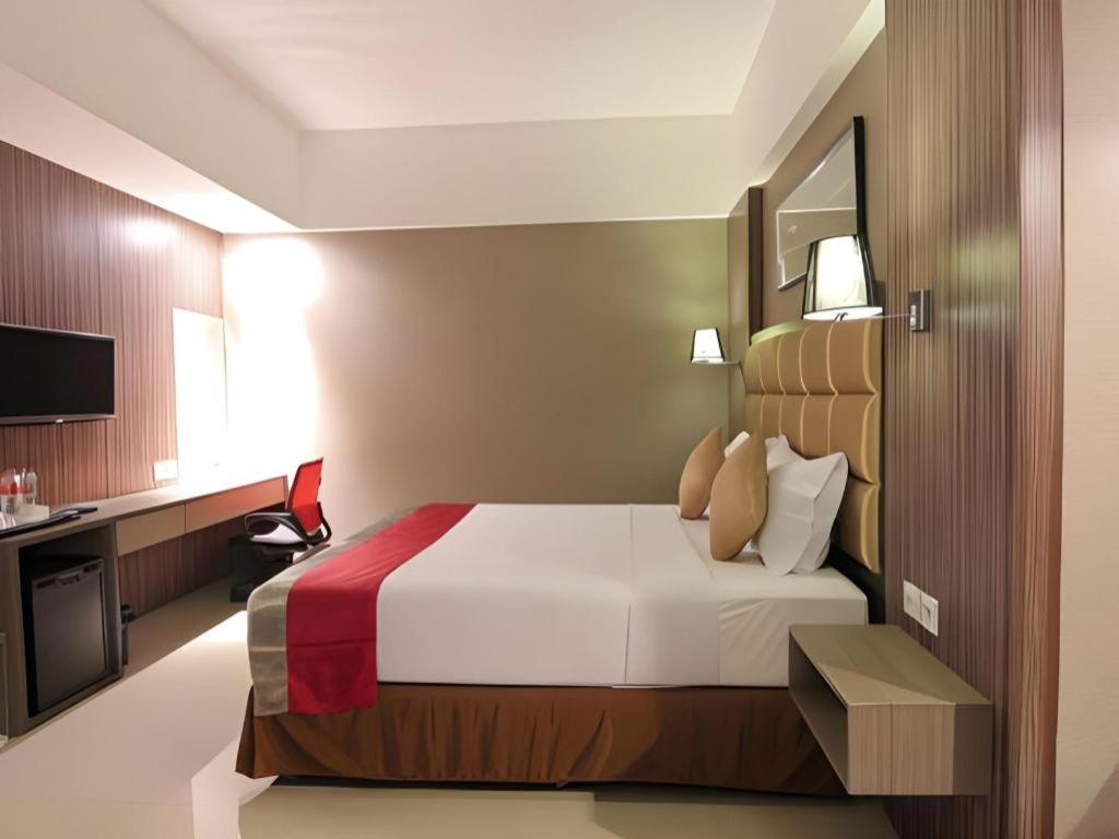 Travello Hotel Bandung Exteriér fotografie