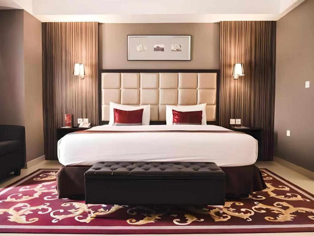 Travello Hotel Bandung Exteriér fotografie
