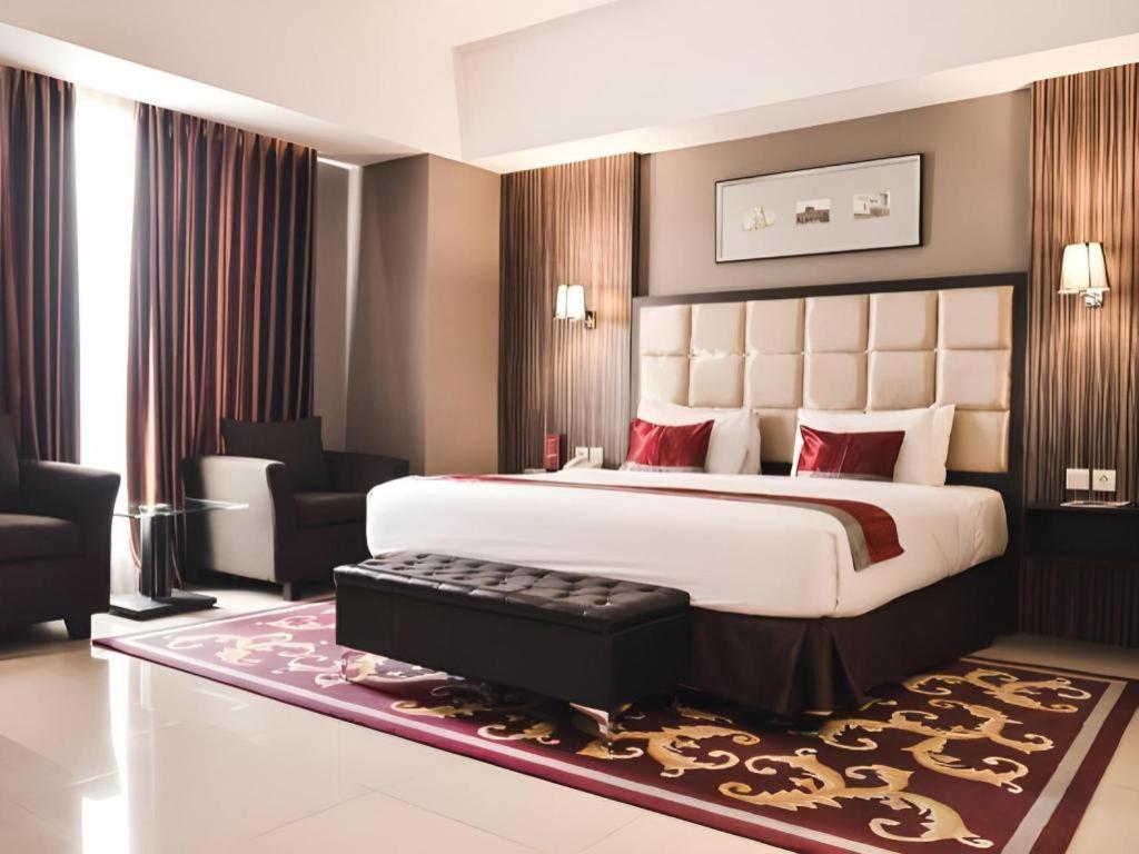 Travello Hotel Bandung Exteriér fotografie