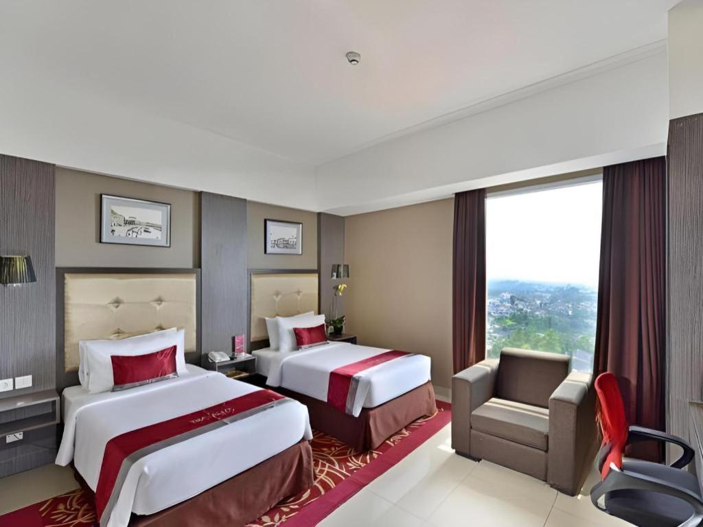 Travello Hotel Bandung Exteriér fotografie