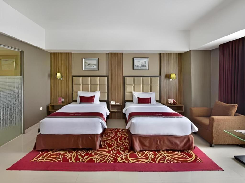 Travello Hotel Bandung Exteriér fotografie
