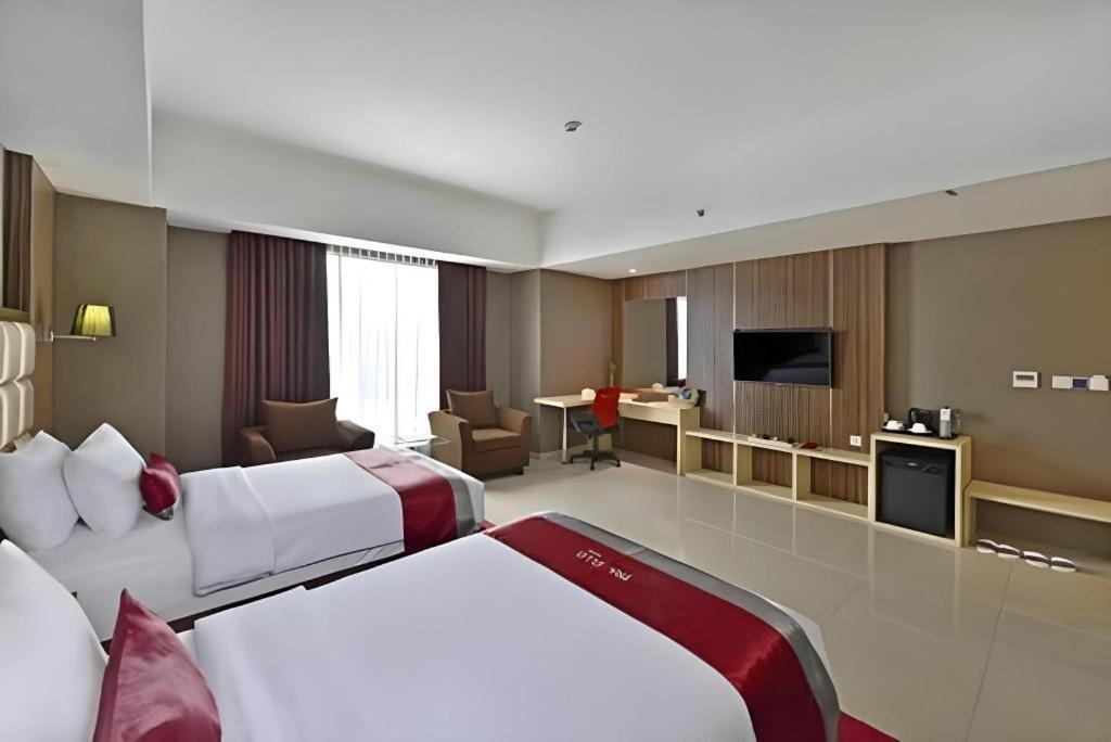 Travello Hotel Bandung Exteriér fotografie